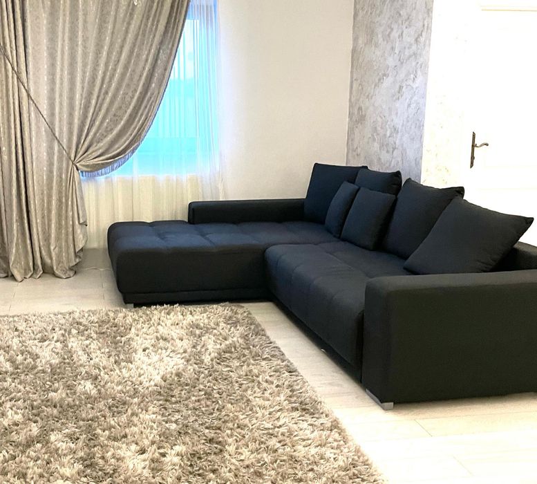 Coltar living extensibil cu lada gri inchis