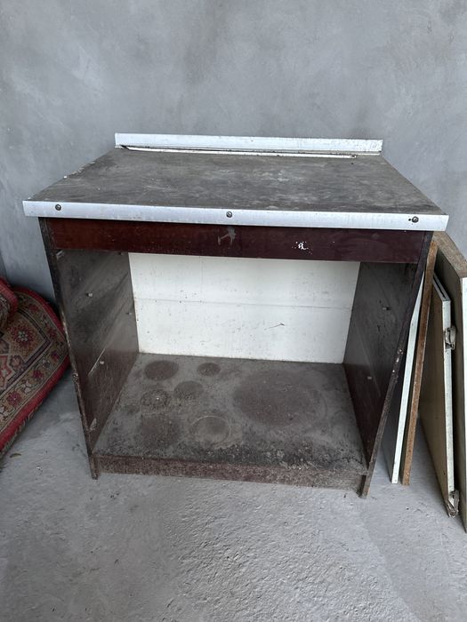 Кухонная мебель Б/у