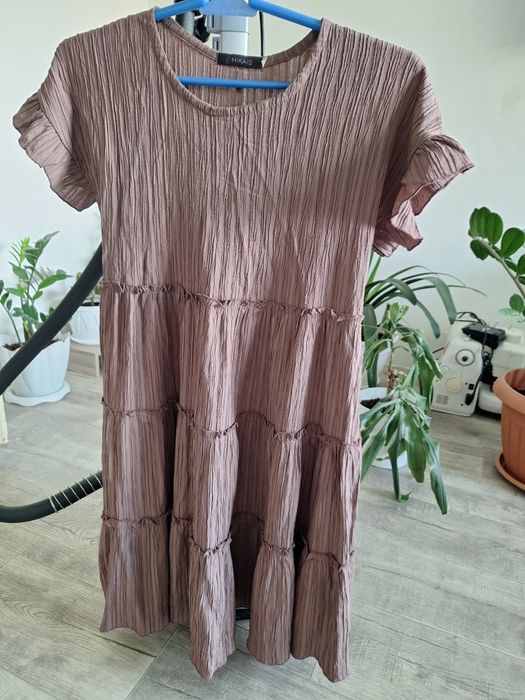 Продам платье летнее новое.