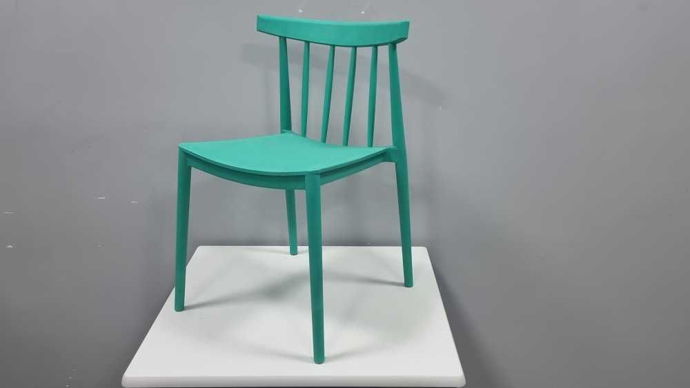 Стул пластиковый "Классик"