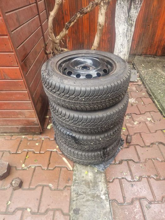 Set roti 175/65 R14 all season Debica Frigo