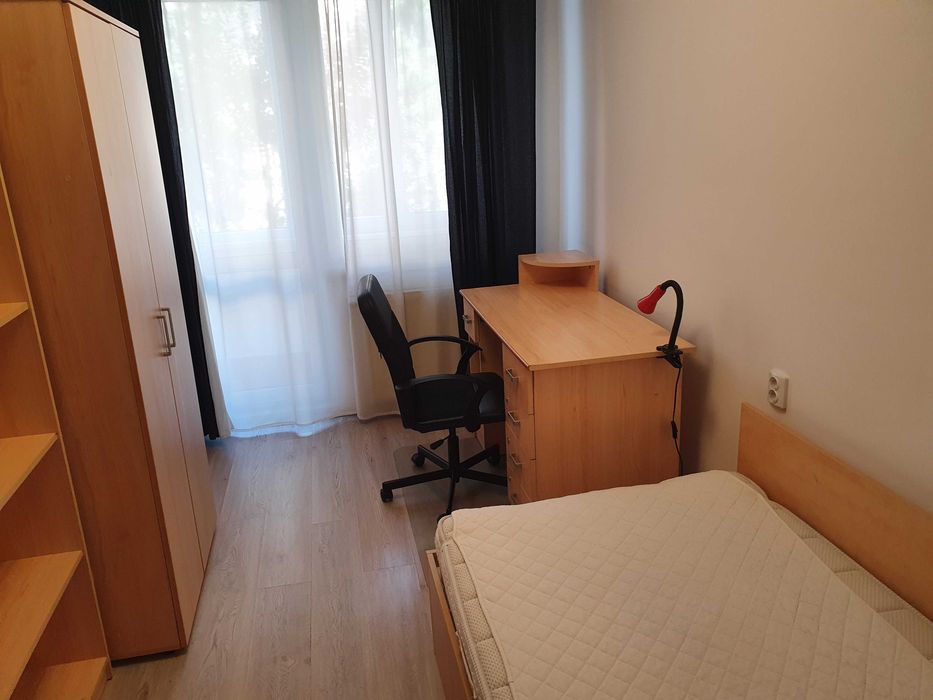 De inchiriat apartament 4 camere la 5 min.de UMFST