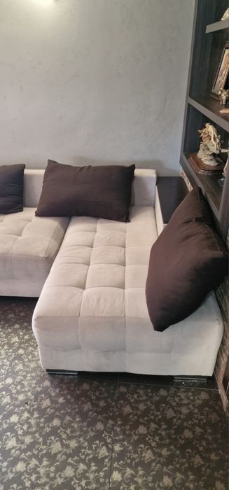 Ъглов разтегателен диван