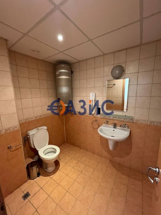 Продава се Едностаен апартамент в к.к. Слънчев бряг - 84 кв.м за 750 €/кв.м - Снимка #3