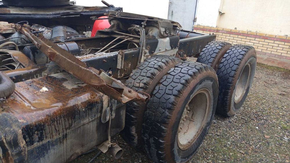 Продам Камаз 54115