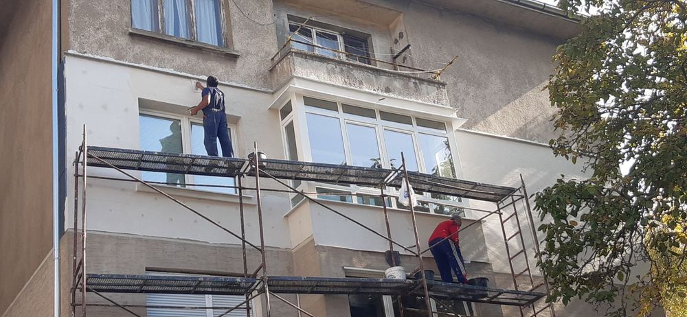 Външна изолация и топлоизолации с алпинисти, автовишка, изолации скел