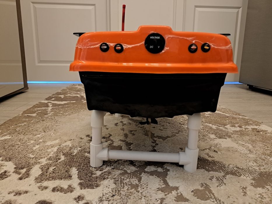 Navomodel barcuta de plantat