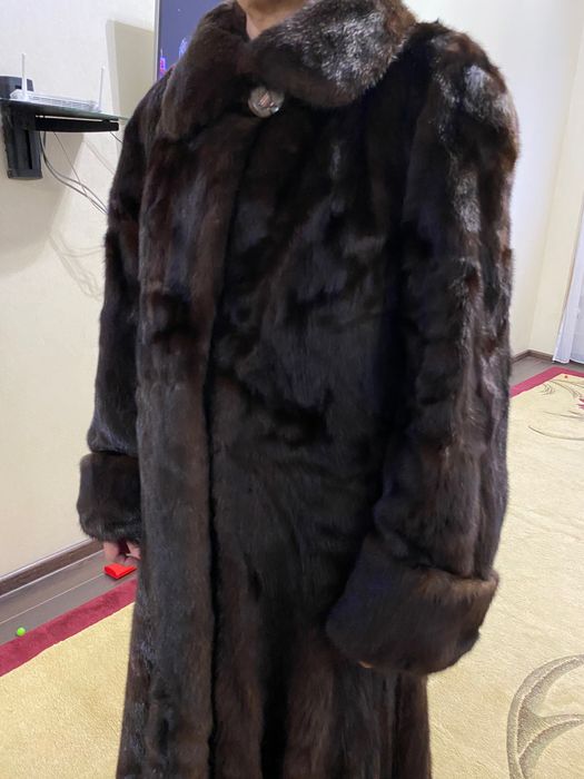 Продается норковая шуба!