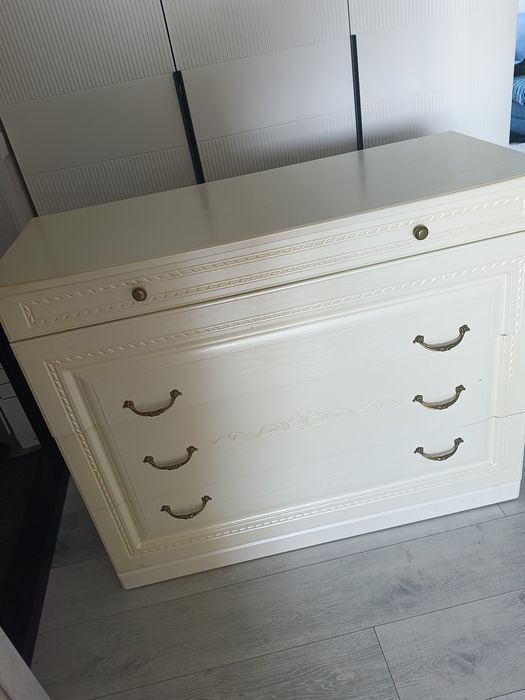 Продам комод для белья