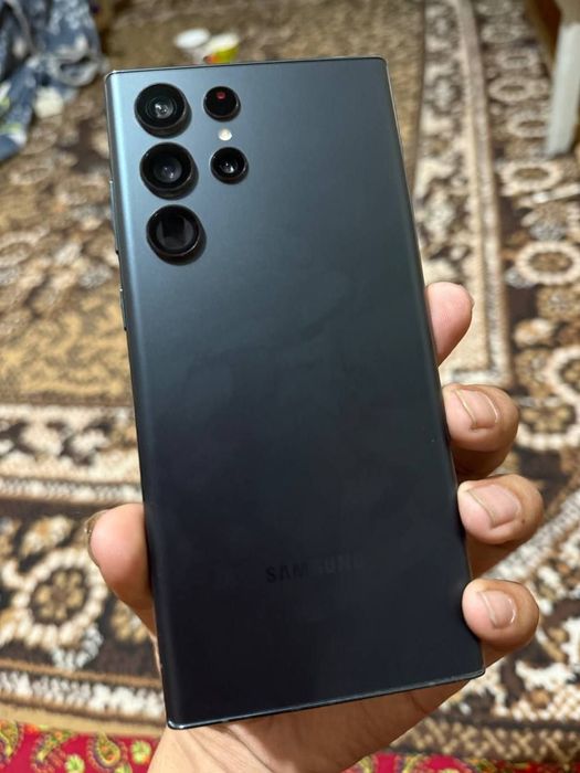 Samsung s 22 ultra holati ideal