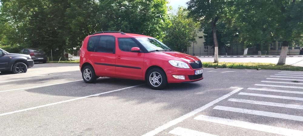 Skoda Roomster Facelift Anu 2013 Euro 5 Motor 1200 Benzină De 105 Cai În 4 Pistoane Climă Ok Jante ÎNMATRICULATĂ RECENT PE RO