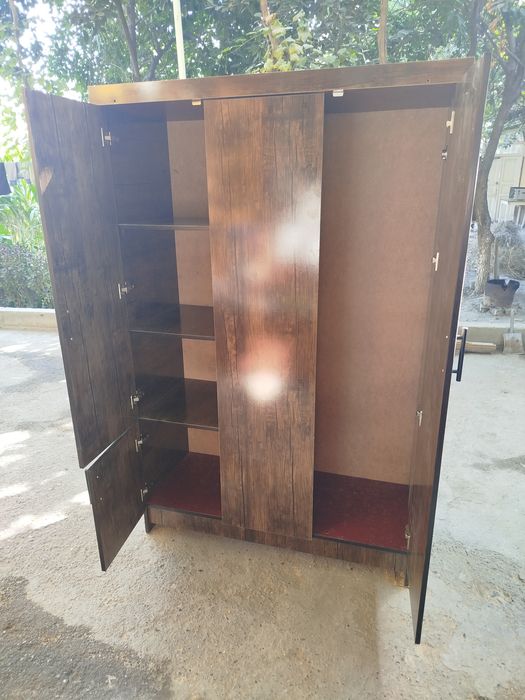3 eshikli 50% laminat shkaflar