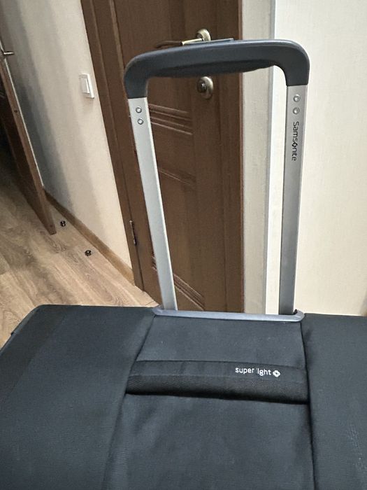Продам чемодан Samsonite самсонайт большой L