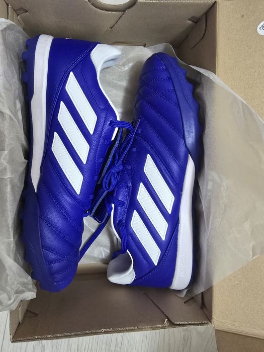 Продам новые сороконожки Adidas copa размер ru 40.5, uk 8
