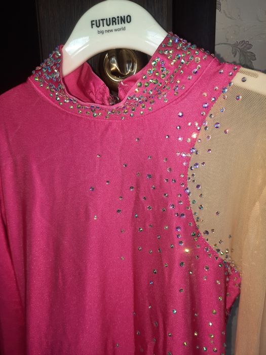 Платье для фигурного катания