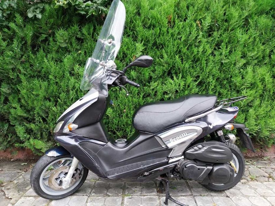 Benelli Velvet 250