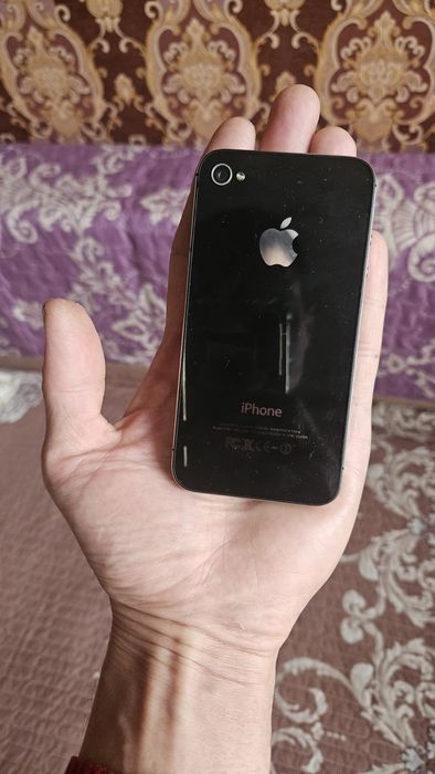 Айфон 4s 64gb...