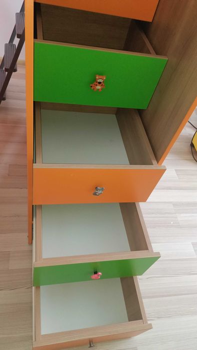 De vânzare mobilă dormitor copil