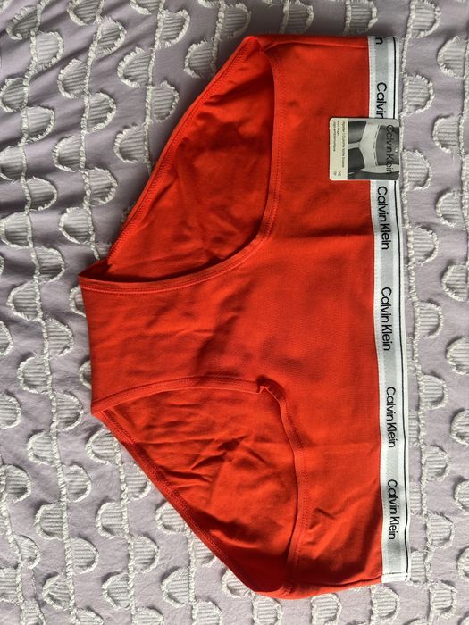 Calvin Klein марково дамско и мъжко бельо