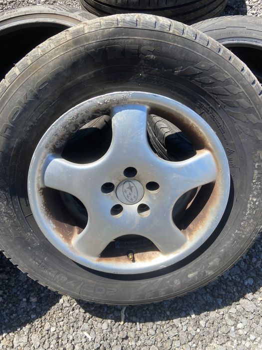 Гуми с джанти Субаро 205/70R15