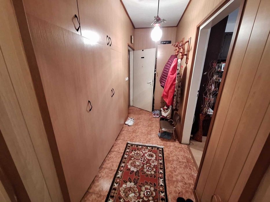 Продава се Двустаен апартамент в Габрово, Трендафил 1 - 71 кв.м за 934 €/кв.м - Снимка #3