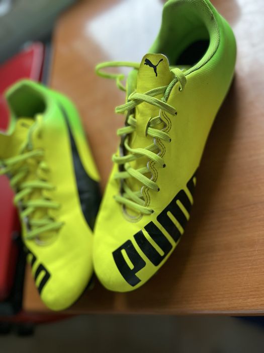 Ghete fotbal Puma evoSPEED FG, mărimea 46, stare bună