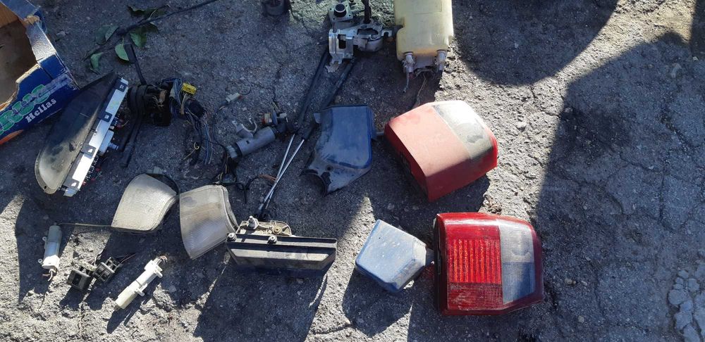 Останали Части от Фиат Уно-бензин