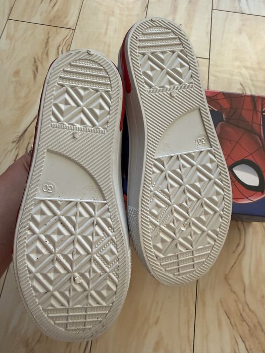 Светещи кецове Marvel р-р 30