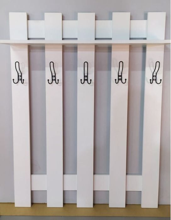 Продаем новые столы книжки