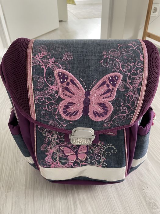 Детска раница, твърдо дъно, анатомичен гръб