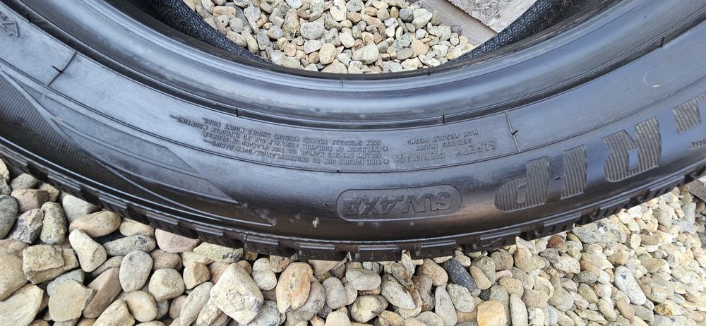 Anvelope Goodyear EficientGrip SUV 4x4 215/55 R18 99V