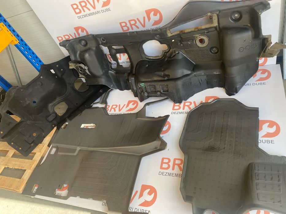 Pres fata 3 locuri pentru Volkswagen Crafer  2019 an fabricatie  Euro