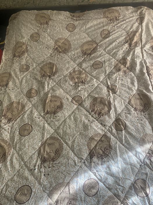 Одеяло верблюжье, покрывало, плед