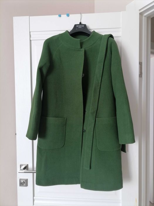 Продам пальто демисезонное