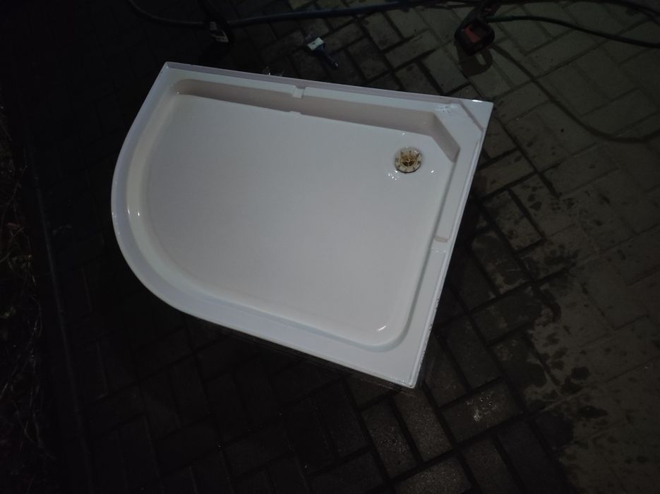Продам душевой поддон