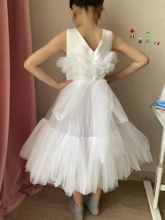 Пышное вечернее белое платье