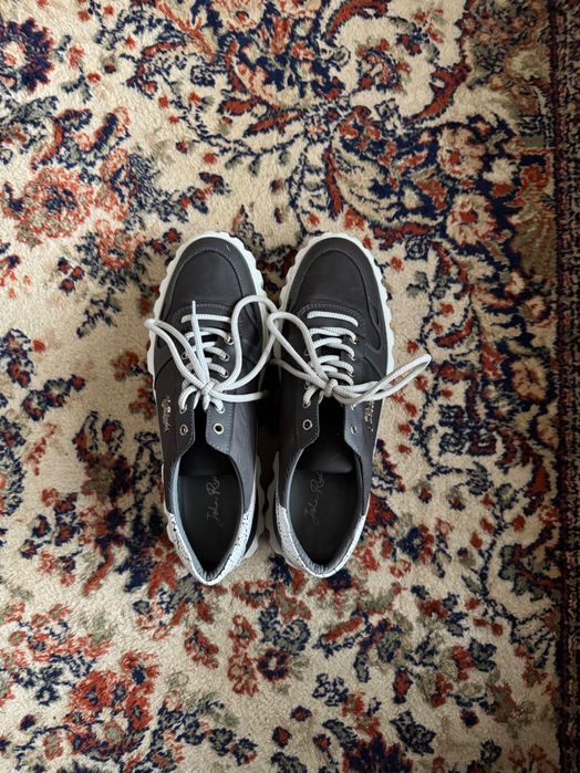 Обувки John Ricardo