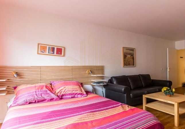 Дава се под наем Едностаен апартамент в Пловдив, Център - 24 кв.м за 117.3 € - Снимка #1