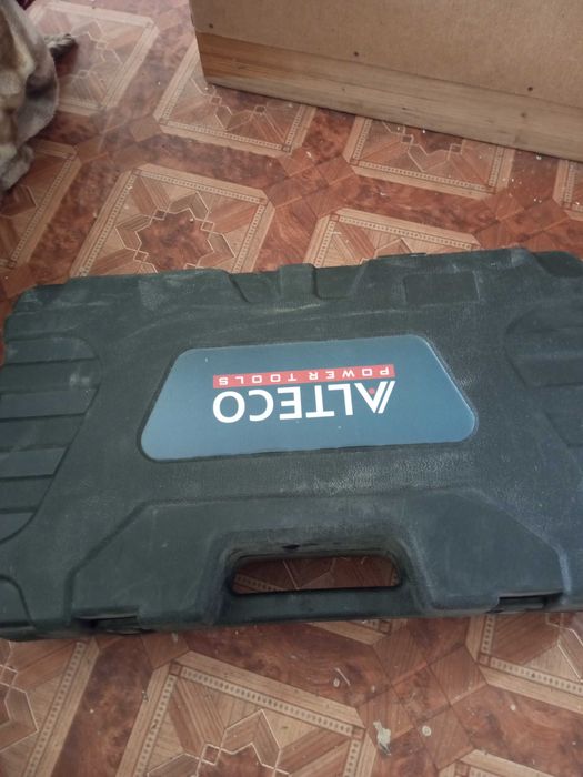 Дрель алмазного бурения