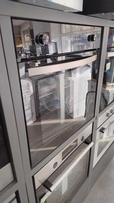 А+ Фурна за вграждане Candy-Кенди 70 литра Air Fry push&pull