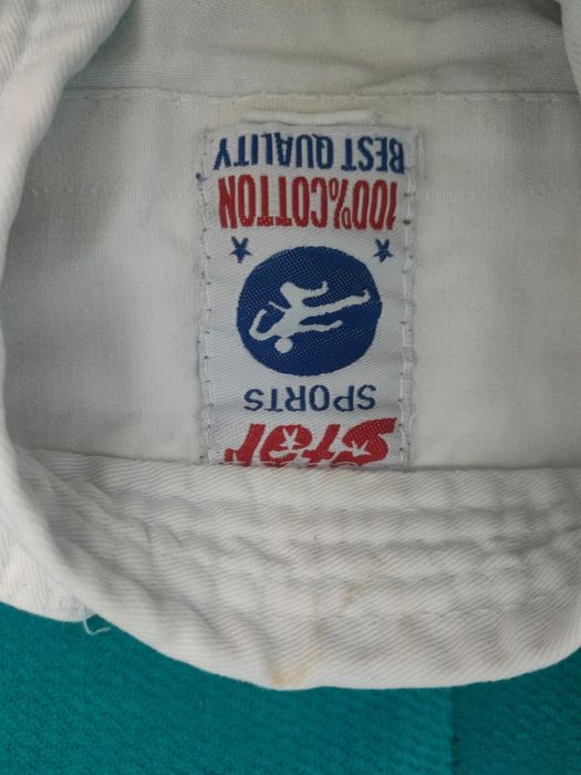 Продам кимано на 4-5-6 лет