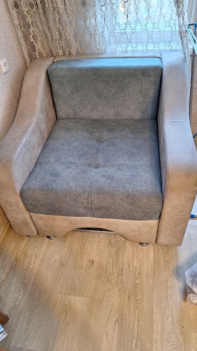 Продам диван раздвижной