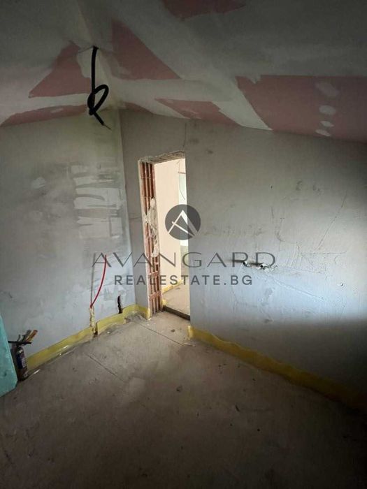 оф.22342 Двуетажна Къща Марково