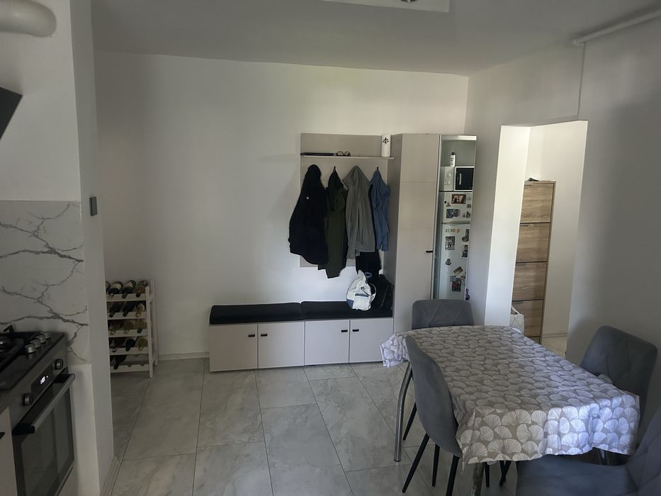 Apartament 3 camere M16 str.Careiului colt cu str.musetel