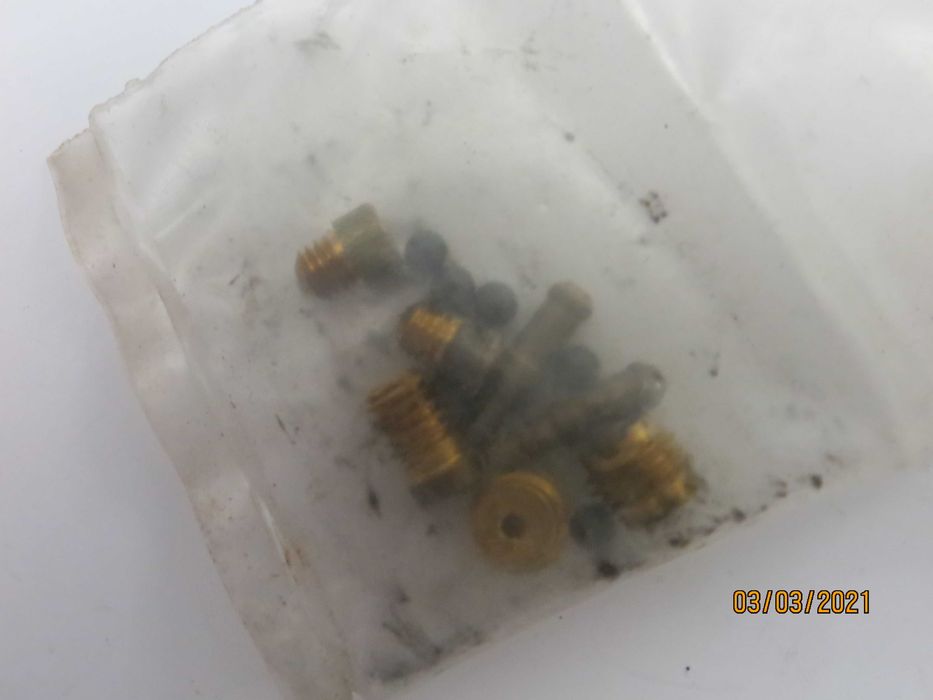 ВАЗ  части за карбуратор