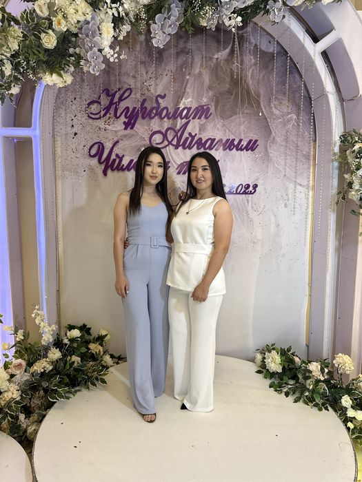 Продаю голубой Комбинезон