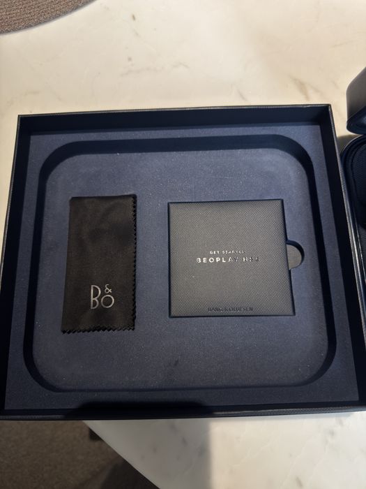 Продам наушники Bang & olursen H95