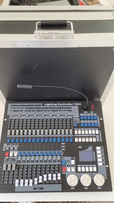 Consola DMX SHEHDS 1024