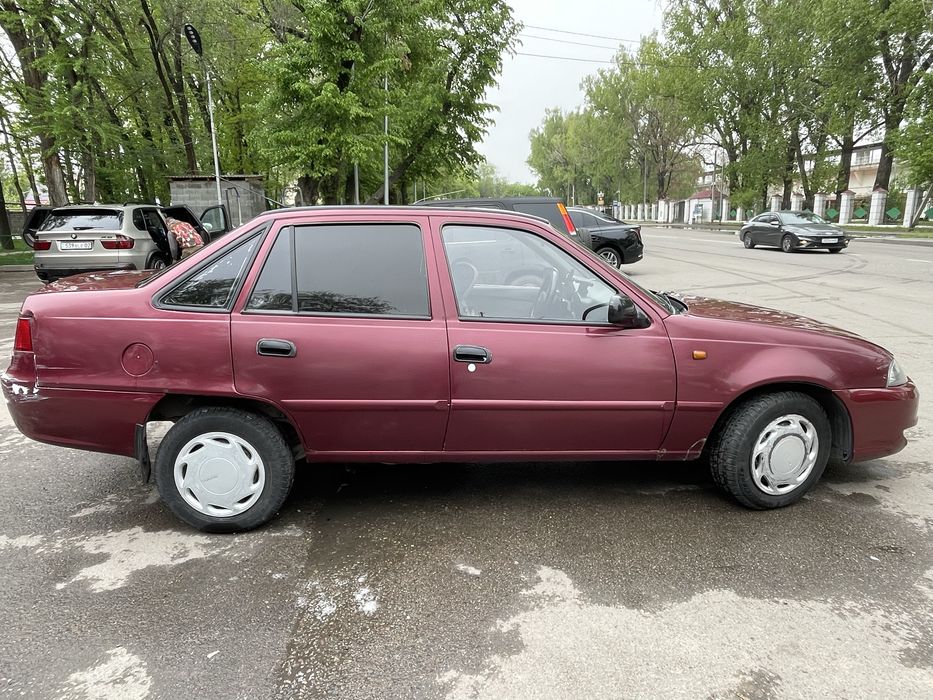 Продам нексия срочно