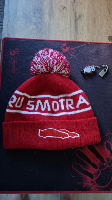 Шапка Smotra.ru новая продам
